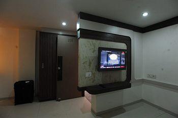 Jal Sagar Hotell Vadodara Exteriör bild